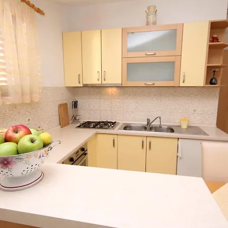 Apartment Anri *